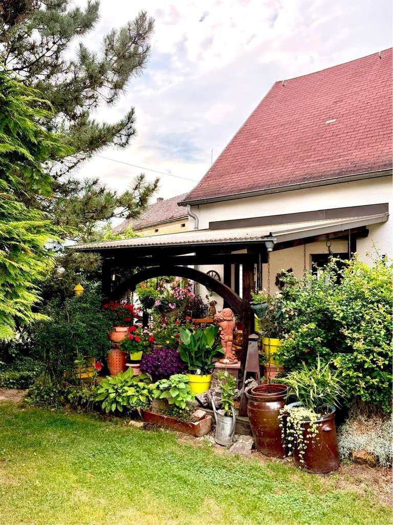 Immobilie in Geithain - Vielseitiges Bauerngut mit Werkstatt, Garagen und großem Garten – Wohnen, Arbeiten und Verwirklichen - Bild 0