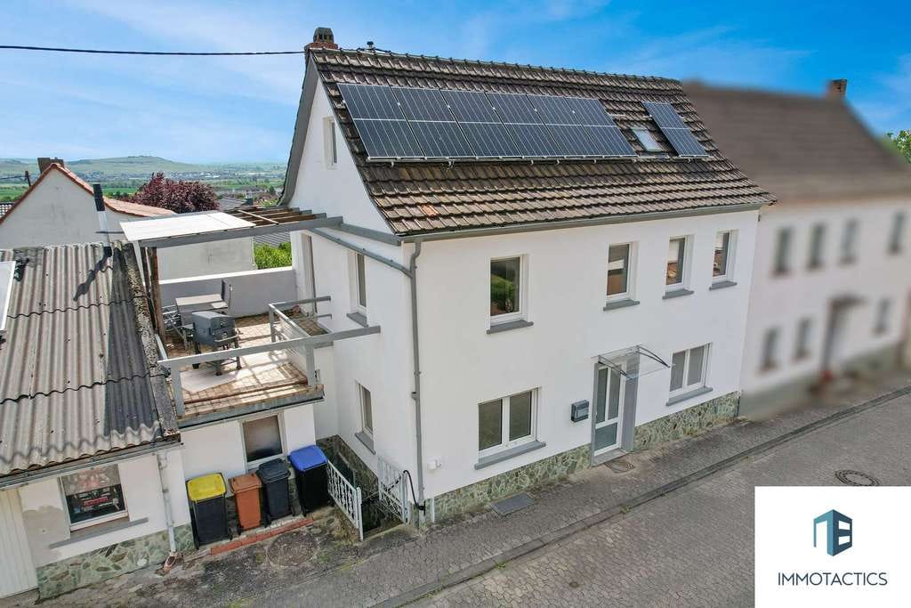 Immobilie in Bad Kreuznach - Einfamilienhaus mit PV-Anlage, Solartechnik und Potenzial zur Verwirklichung Ihrer Ideen - Bild 0
