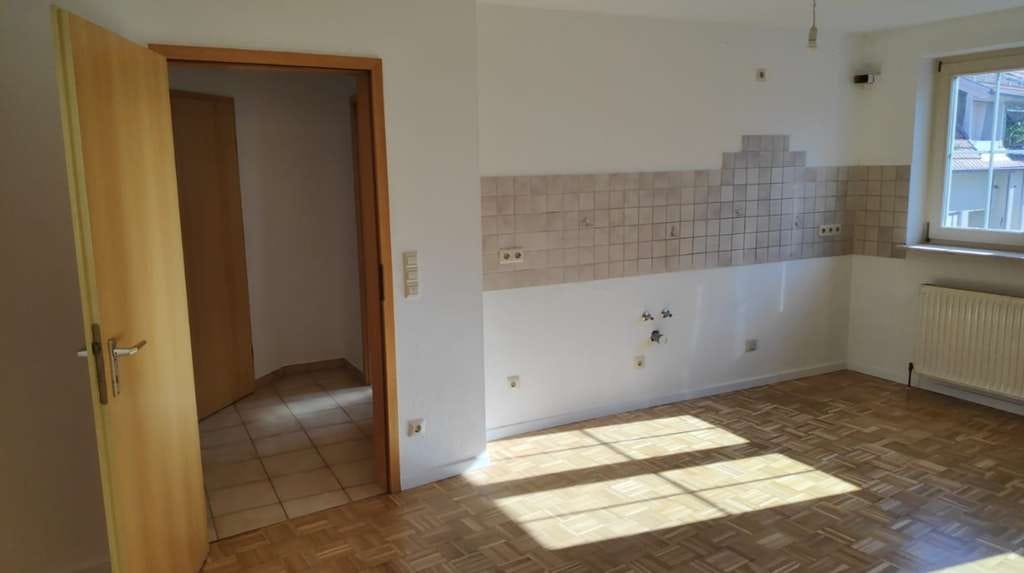 Immobilie in Bönnigheim - flotte 2-Zimmer-Wohnung im Herzen von Bönnigheim - Bild 2