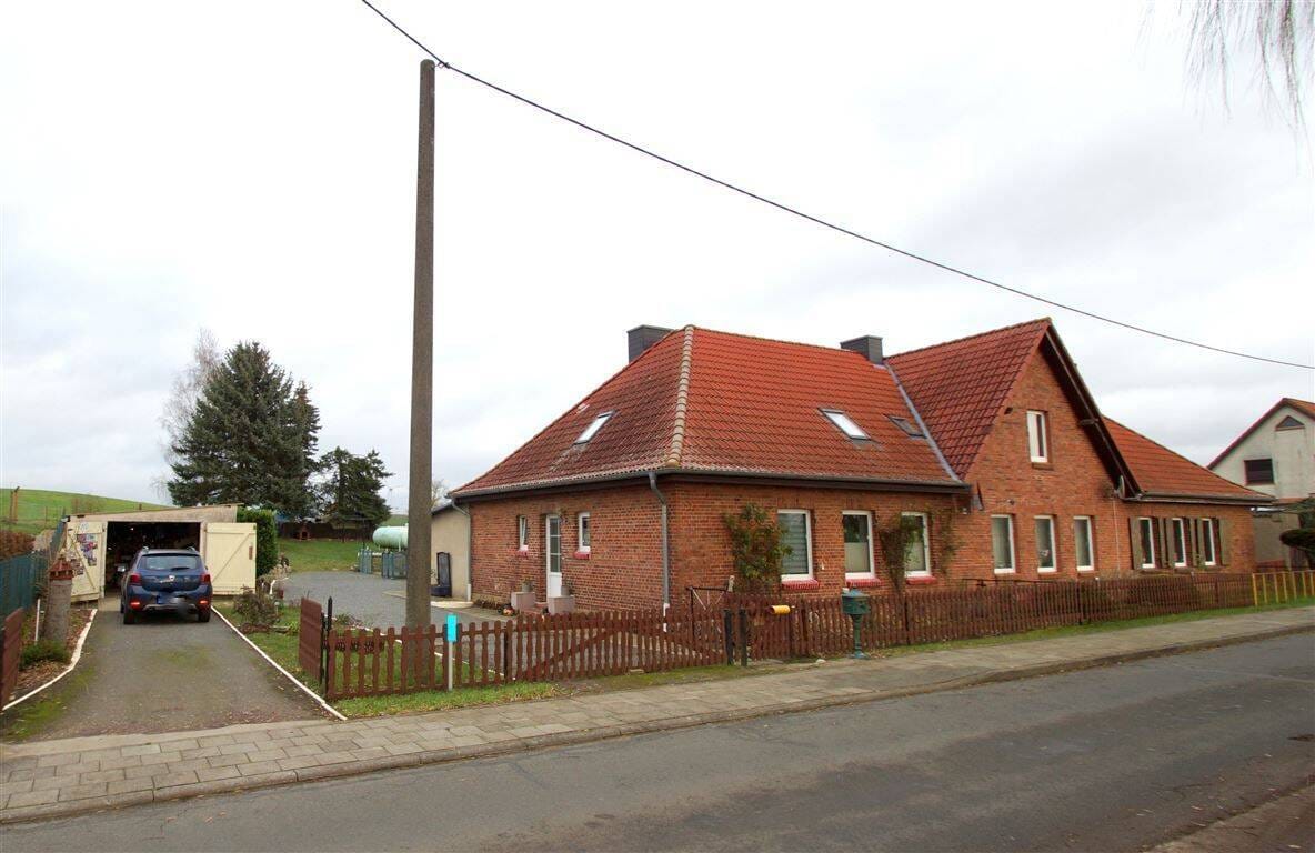 Immobilie in Kassow - Preiswertes Mehrfamilienhaus in beschaulicher Dorflage - Bild 1