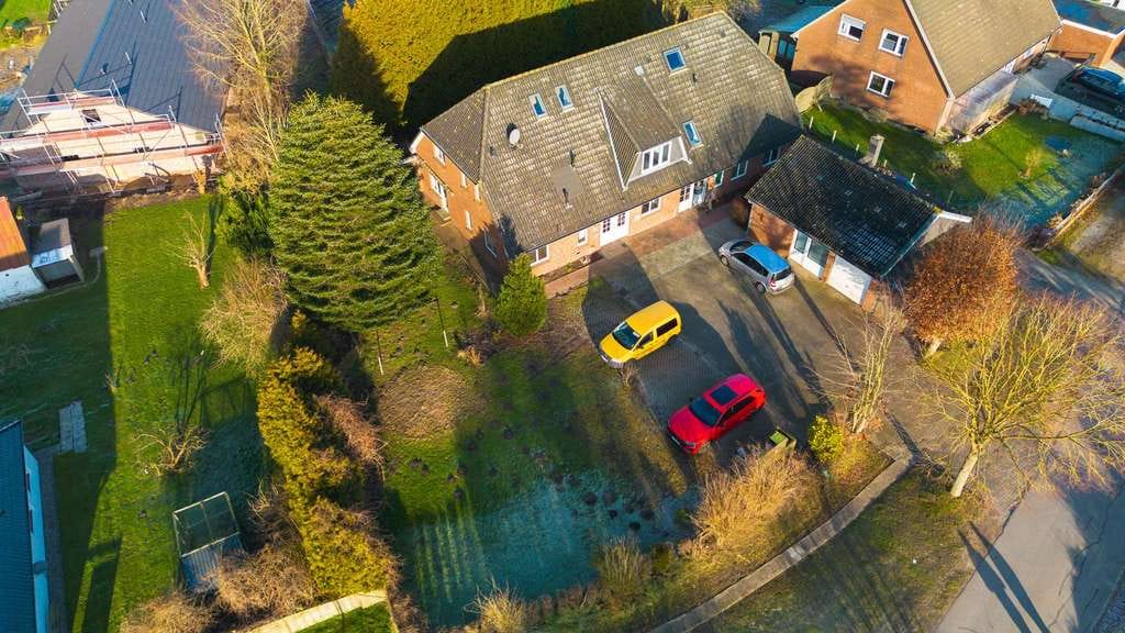 Immobilie in Stapel - Doppelhaushälfte nach Bedarf mit 1 oder 2 Wohneinheiten verteilt auf ca 150m² NF - Bild 2