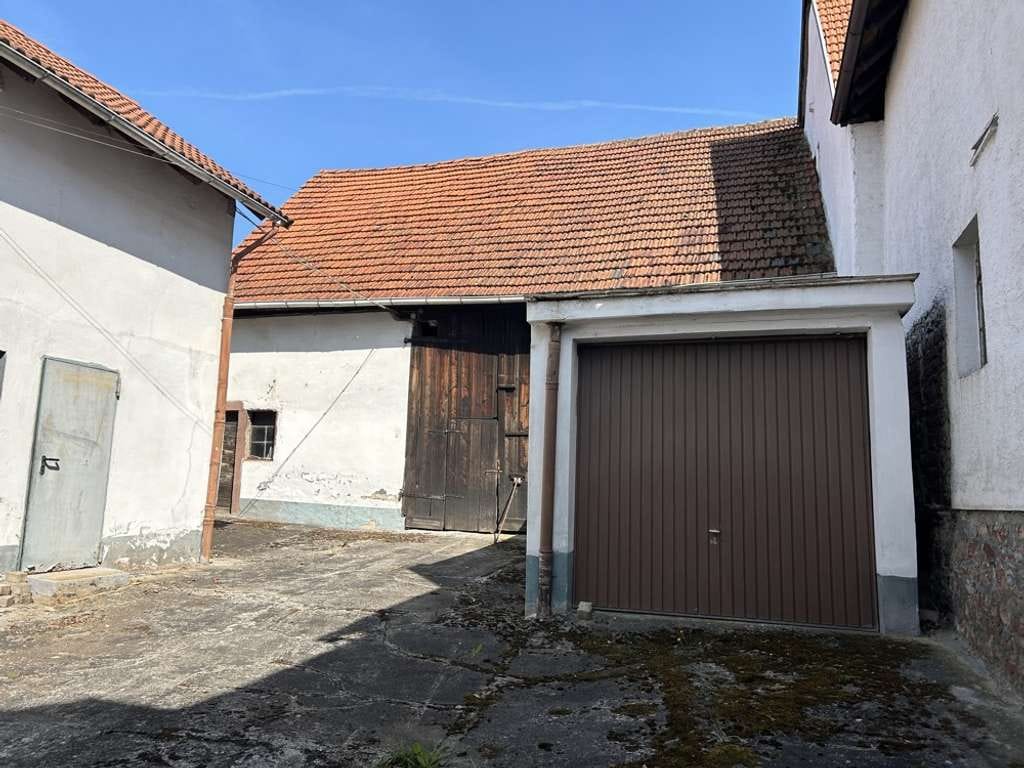 Immobilie in Röllbach - Einfamilienhaus mit Nebengebäuden und zusätzlichem Baugrundstück! - Bild 2