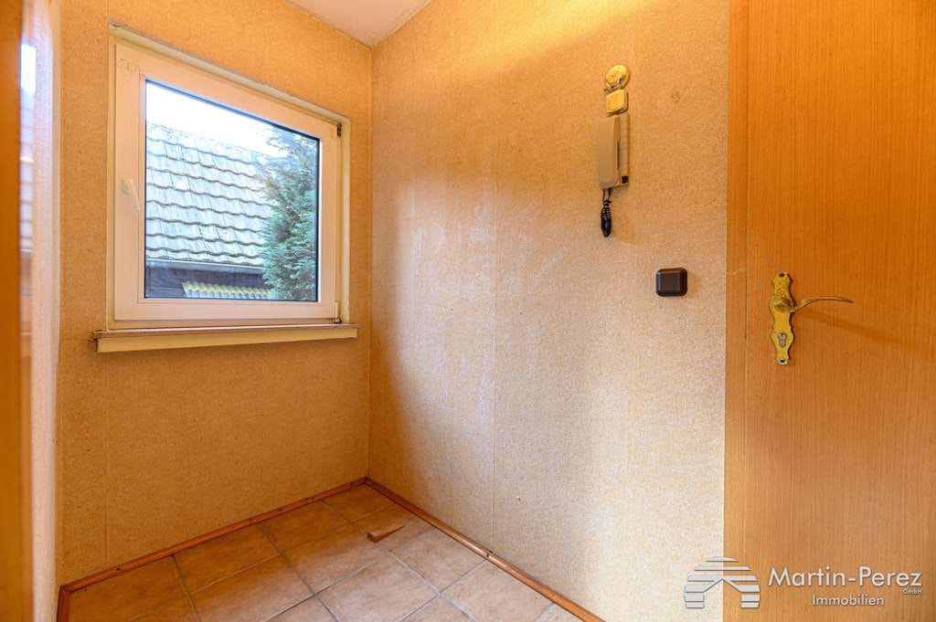 Immobilie in Breckerfeld - 3-Zimmer-Erdgeschosswohnung mit Garten, Terrasse und Stellplatz - Bild 2
