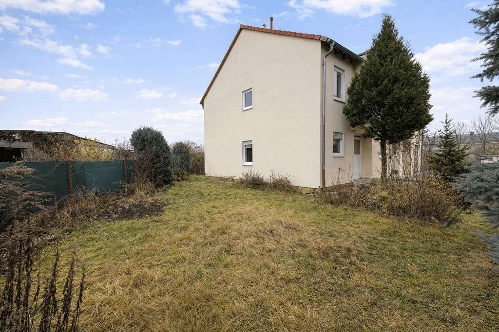 Immobilie in Goethestadt Bad Lauchstädt - Reihenendhaus mit großen Garten und Garage - Bild 3