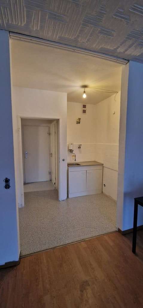 Immobilie in Plettenberg - Helle 1,5-Zimmer-Wohnung mit Weitblick und Balkon. Ideal auch als Kapitalanlage! - Bild 2