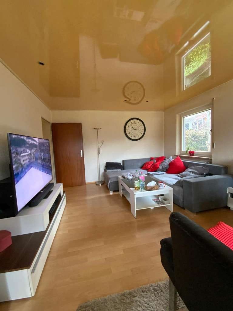 Immobilie in Pfaffenhofen an der Ilm - Sehr schöne 3 Zi.-Wohnung mit Balkon  in MFH in guter Lage von Pfaffenhofen zu verkaufen - Bild 2