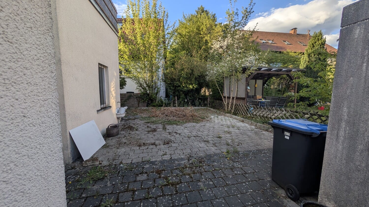 Immobilie in Eislingen/Fils - 3 Wohneinheiten und ein kleiner Laden mit glücklichen Mietern - mitten in Eislingen! - Bild 3