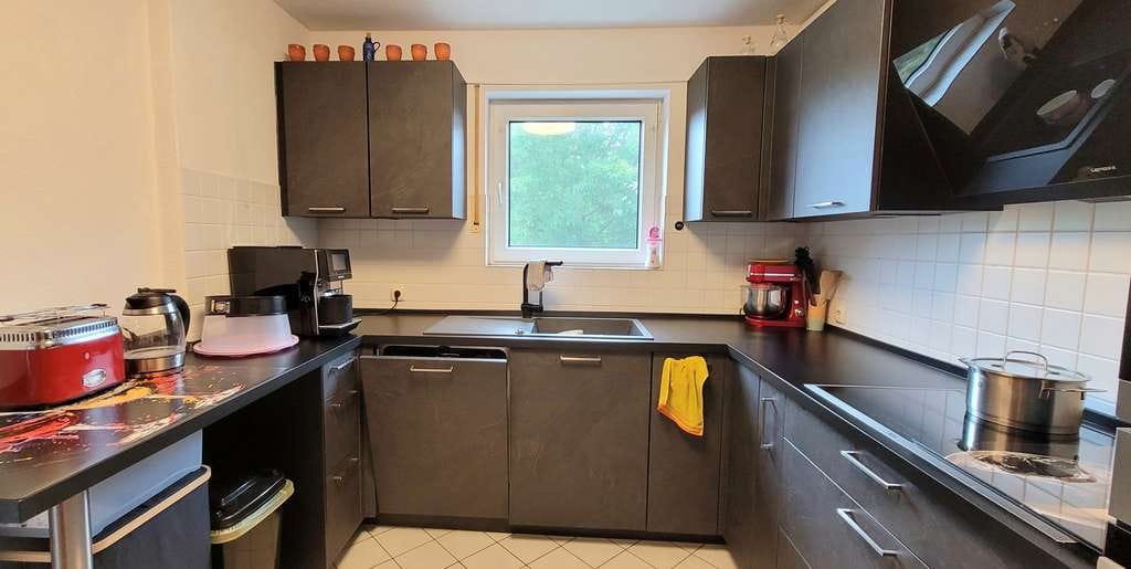 Immobilie in Waldsolms - Gepflegtes Reihenmittelhaus in Waldsolms mit Garten, Terrasse und zwei Stellplätzen! - Bild 2
