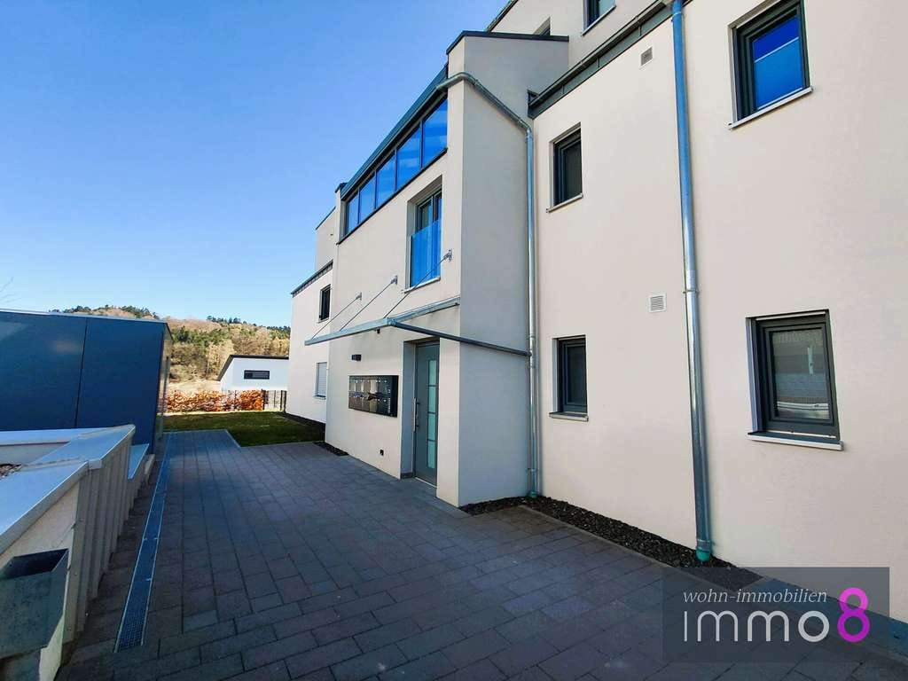 Immobilie in Gerolsbach - Barrierefreie Etagenwohnung mit Weitblick in Gerolsbach - Idylle trifft Exklusivität! - Bild 1