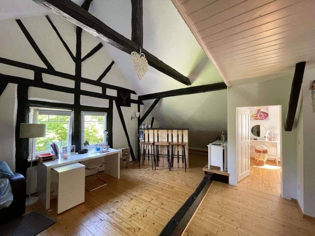 Immobilie in Flammersfeld - IMMOBILIEN LONNY** Historisches Anwesen mit Pferdehaltung - Bild 3