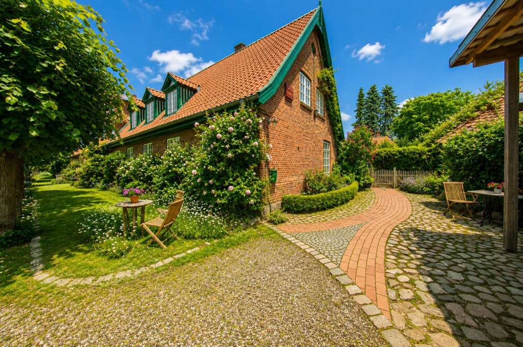 Immobilie in Köhn - Ein Zuhause mit Geschichte – Außergewöhnliche Wohnung auf historischem Gutshof in Köhn - Bild 3