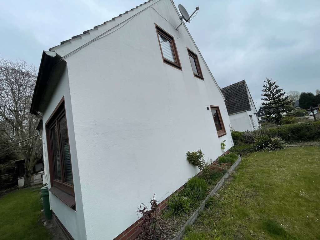 Immobilie in Loxstedt - Charmantes Siedlungshaus mit Sanierungsbedarf – viel Potenzial für Eigennutzer - Bild 2