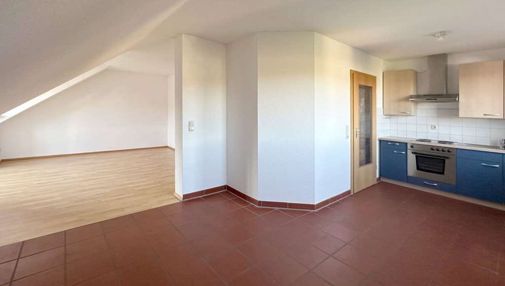 Immobilie in Stegaurach - 2-Zimmer-Dachgeschosswohnung mit Balkon in Stegaurach - Bild 3
