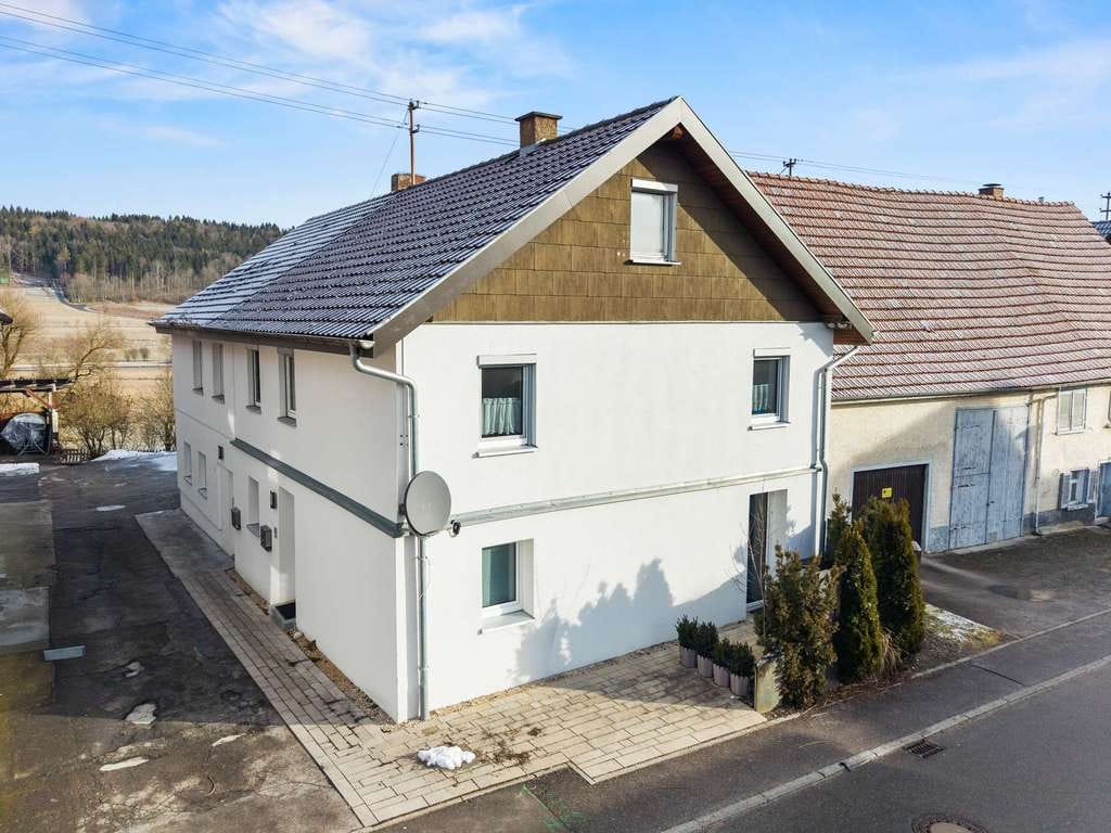 Immobilie in Sigmaringen - Zwei Wohneinheiten, ein starkes Investment - Bild 0