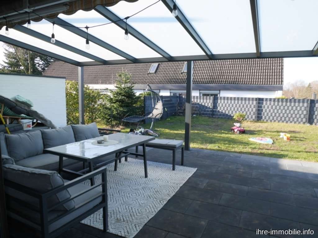 Immobilie in Oyten - Nähe Oyter See, Haus mit 7 Zimmern, 2 Bäder, Garage, in famlienfreundlicher Lage (Sackgasse). - Bild 4