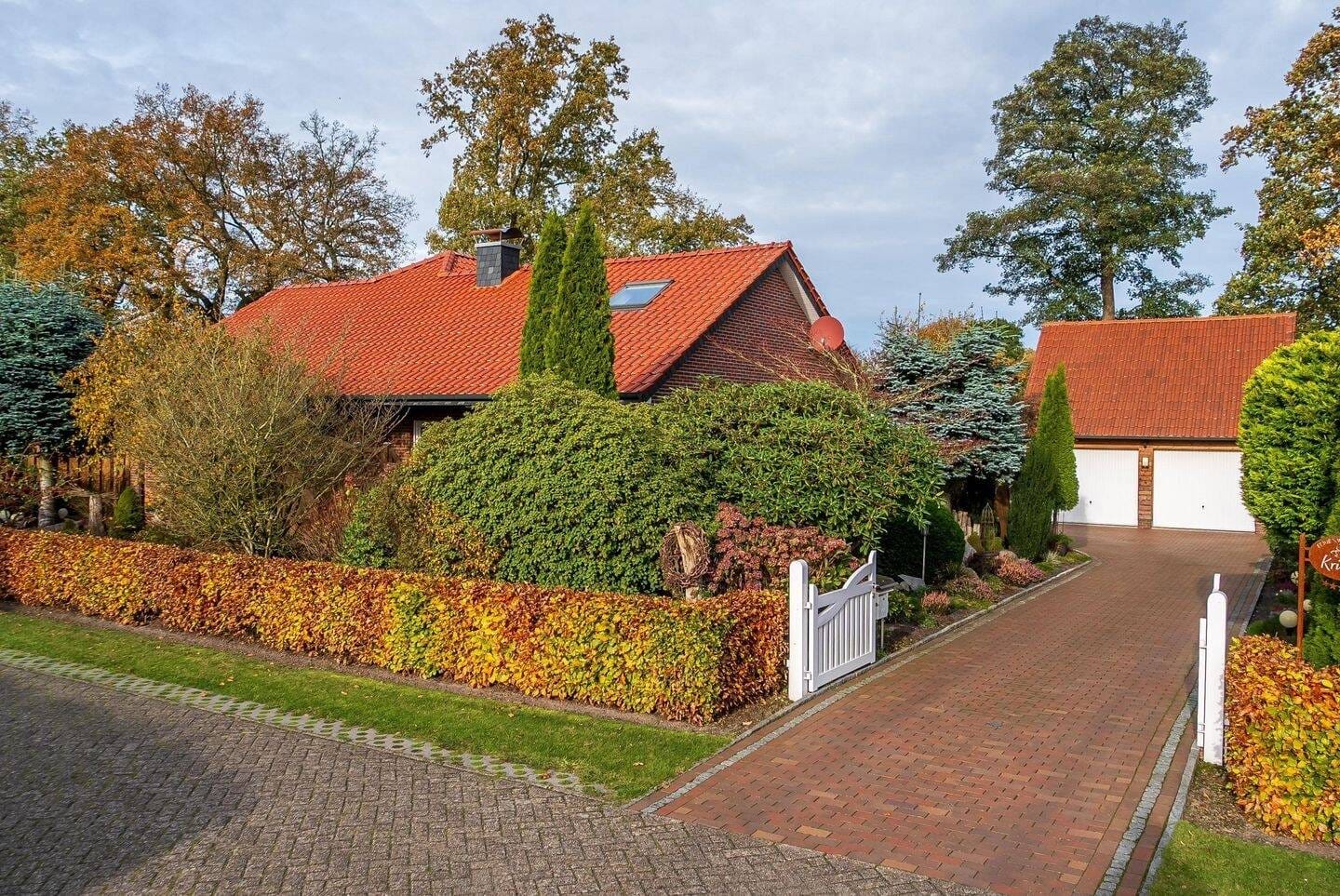 Immobilie in Edewecht - Modernes Mehrgenerationenhaus mit Einliegerwohnung - Bild 4