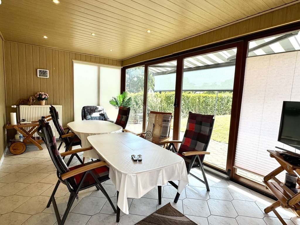 Immobilie in Schiffdorf - Schiffdorf-Geestenseth: Viel Platz & viel Potenzial - Ein/Zweifamilienhaus auf 1.142 m² mit Winterga - Bild 1