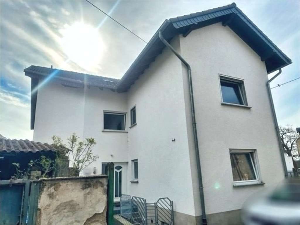 Immobilie in Polch - Kapitalanlage in Polch mit drei Wohneinheiten und Stellplätzen - Bild 1