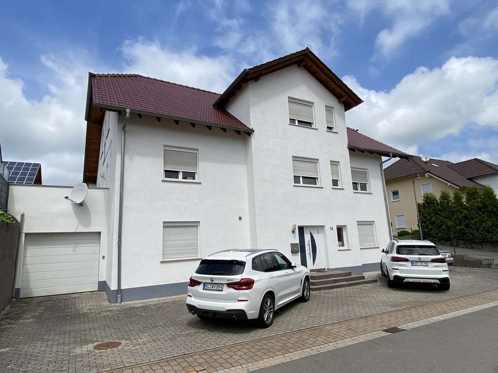 Immobilie in Steinwenden - Großes EFH bzw. MFH in Obermohr  326m2, 9 Schlafzimmer oder 4 WE - Bild 2