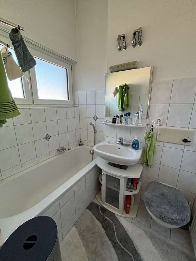 Immobilie in Raubling - renoviertes Zimmer *keine Wohnung* mit Dachterrasse in Raubling - Bild 2