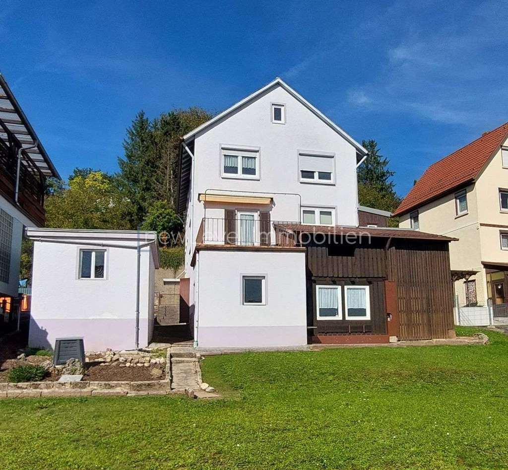 Immobilie in Pliezhausen - Einfamilienhaus möchte aus dem Dornröschenschlaf geweckt werden - Bild 1