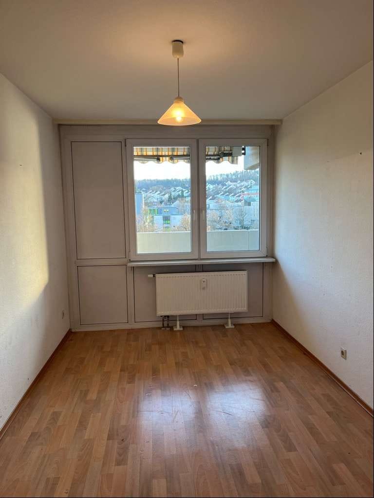 Immobilie in Winnenden - WI-Schelmenholz: Freie 3-Zimmer-Wohnung im 2.Stock mit großem Balkon! - Bild 4