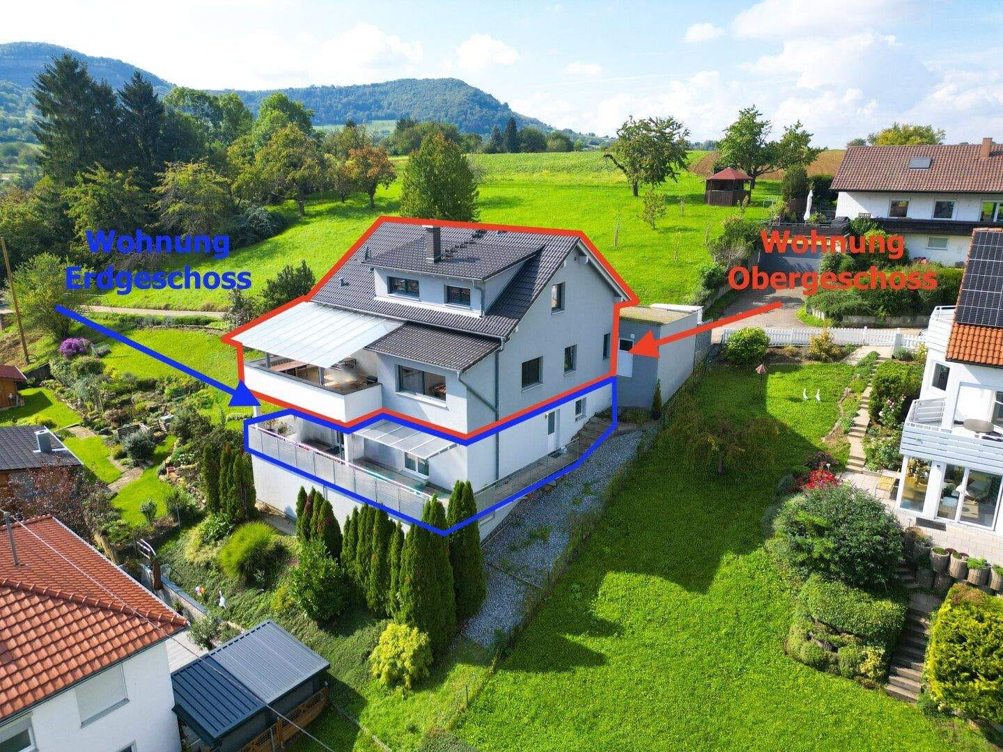 Immobilie in Neuffen - Modernes Mehrfamilienhaus mit Burgblick in ruhiger Lage in Neuffen (bei Stuttgart) - Bild 1