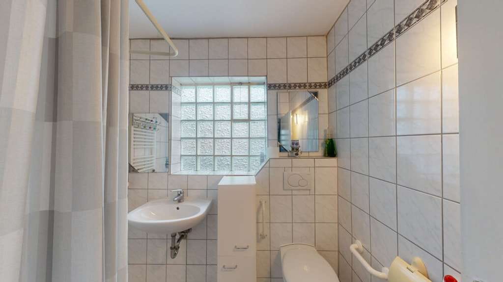 Immobilie in Landau in der Pfalz - Geräumiges Einfamilienhaus mit Wintergarten, Scheune und viel Potenzial in LD-Arzheim - Bild 3