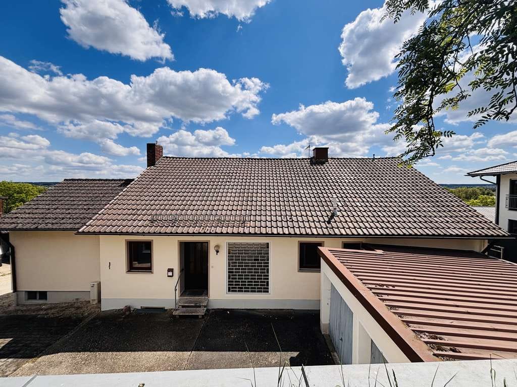 Immobilie in Marklkofen - Lichtdurchflutetes Ein- oder Zweifamilienhaus mit Seeblick am Vilstalsee in 84163 Steinberg - Bild 3