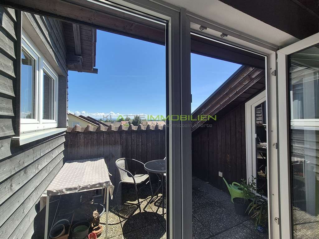 Immobilie in Kißlegg - Charmante Dachgeschosswohnung mit Südloggia und Ausbaupotenzial in begehrter Wohnlage in Kißlegg - Bild 2