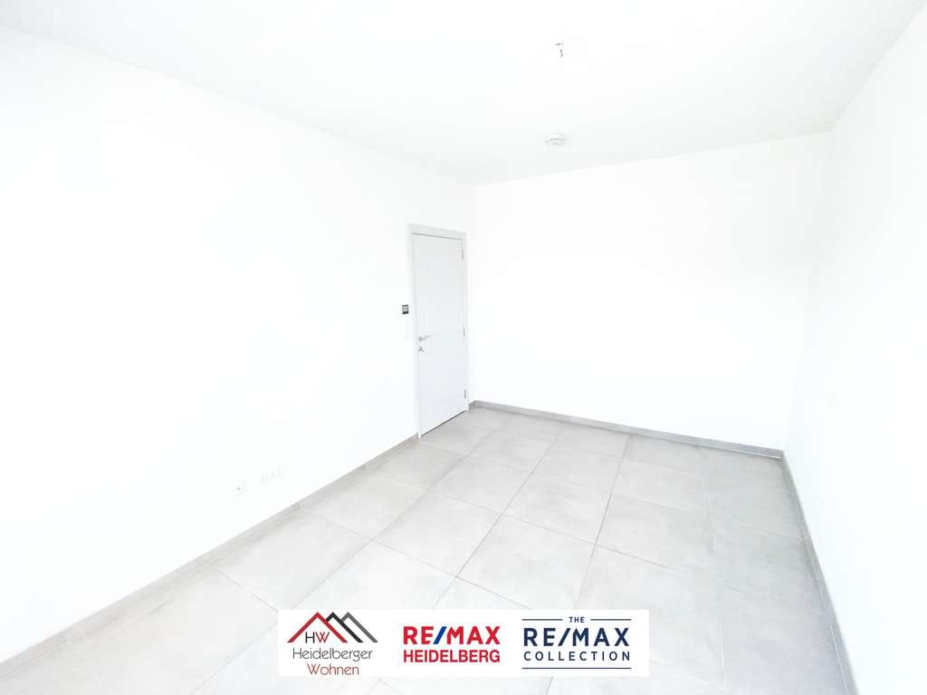 Immobilie in Waibstadt - Freie 2-Zimmer-Dachgeschosswohnung, 47m²,  in Waibstadt – Renoviert, bezugsfrei zu verkaufen - Bild 1