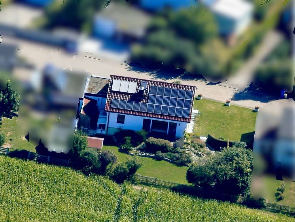 Immobilie in Mietingen - Ihr Traum vom Eigenheim: Freistehendes Haus mit Garten, Garage und Fernsicht - Bild 0