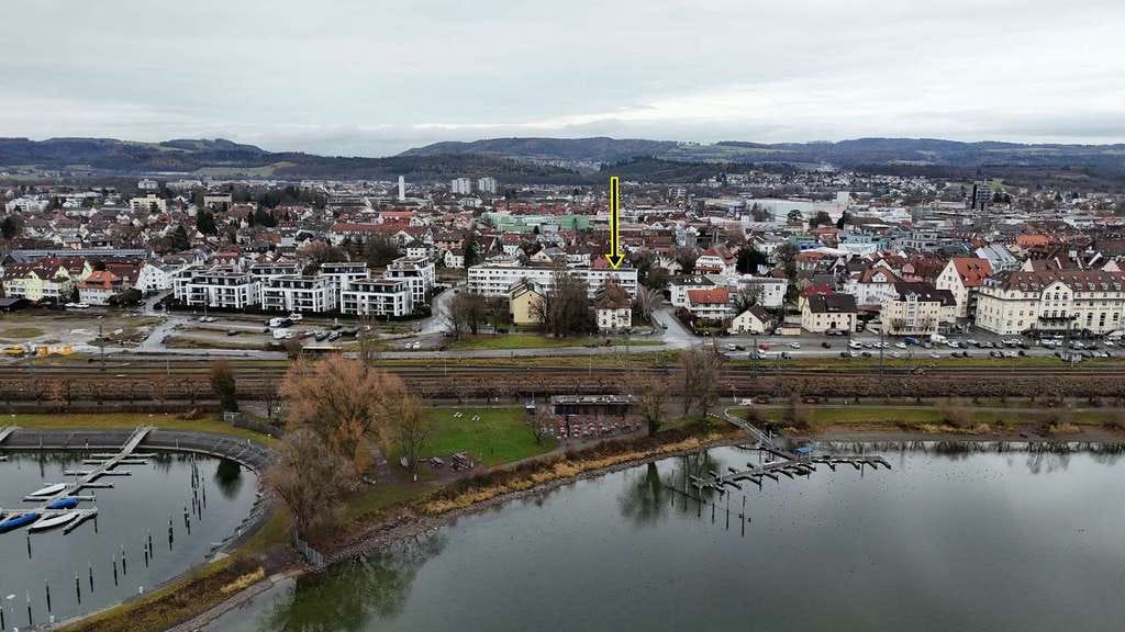 Immobilie in Radolfzell am Bodensee - Geräumige 4-Zimmer-Wohnung im Erdgeschoss – praktisch, zentral und vielseitig nutzbar. - Bild 1