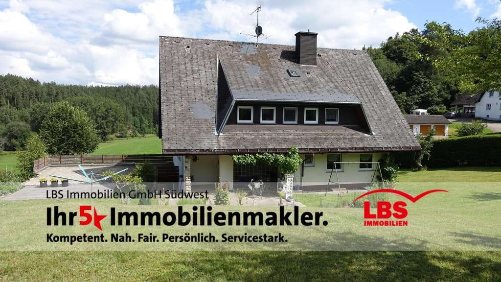 Immobilie in Friedenweiler - Bildschönes Wohnhaus in Friedenweiler - Bild 1