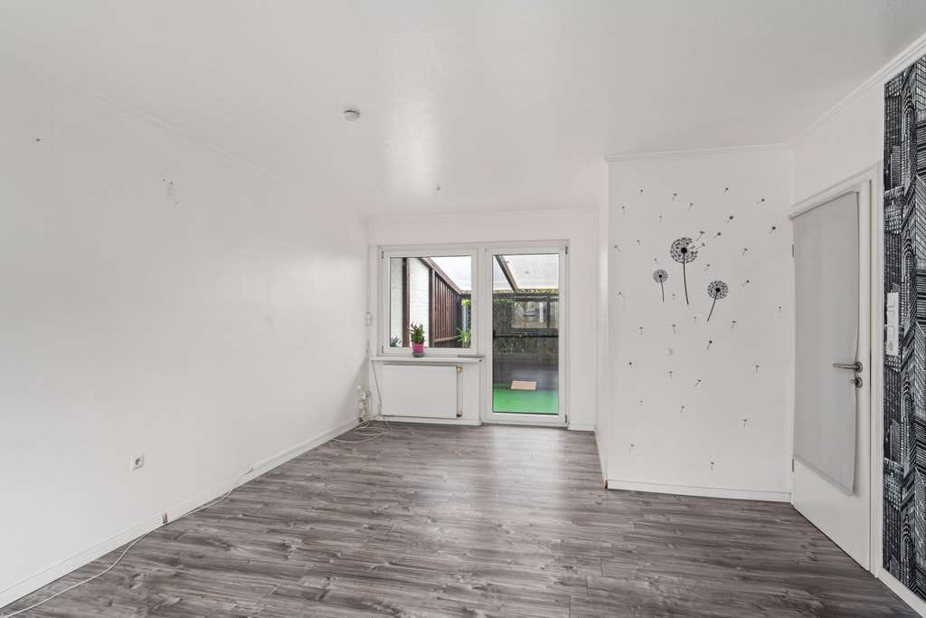 Immobilie in Zeven - Gepflegtes  Reihenmittelhaus in Zeven mit Keller, Terrasse & Balkon - Bild 3