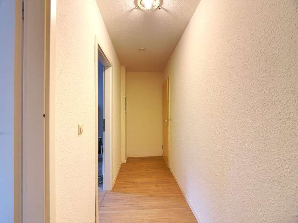 Immobilie in Wildberg - Renovierte 1,5 Zimmer Erdgeschoss Wohnung mit Terrasse, Tiefgarage & Einbauküche - Bild 0