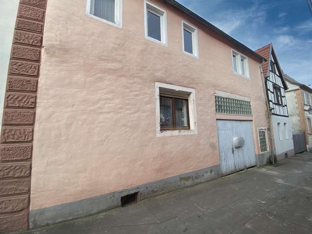 Immobilie in Kirchheimbolanden - Wohnen, Arbeiten und Kapitalanlage. Großzügiges historisches Anwesen. - Bild 2
