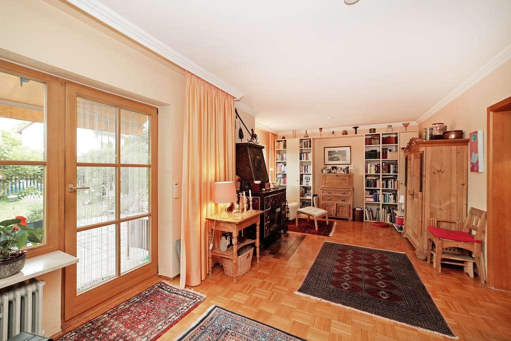 Immobilie in Brunnthal - Großzügige DHH auf 502 m² Grundstück in Brunnthal - Bild 3