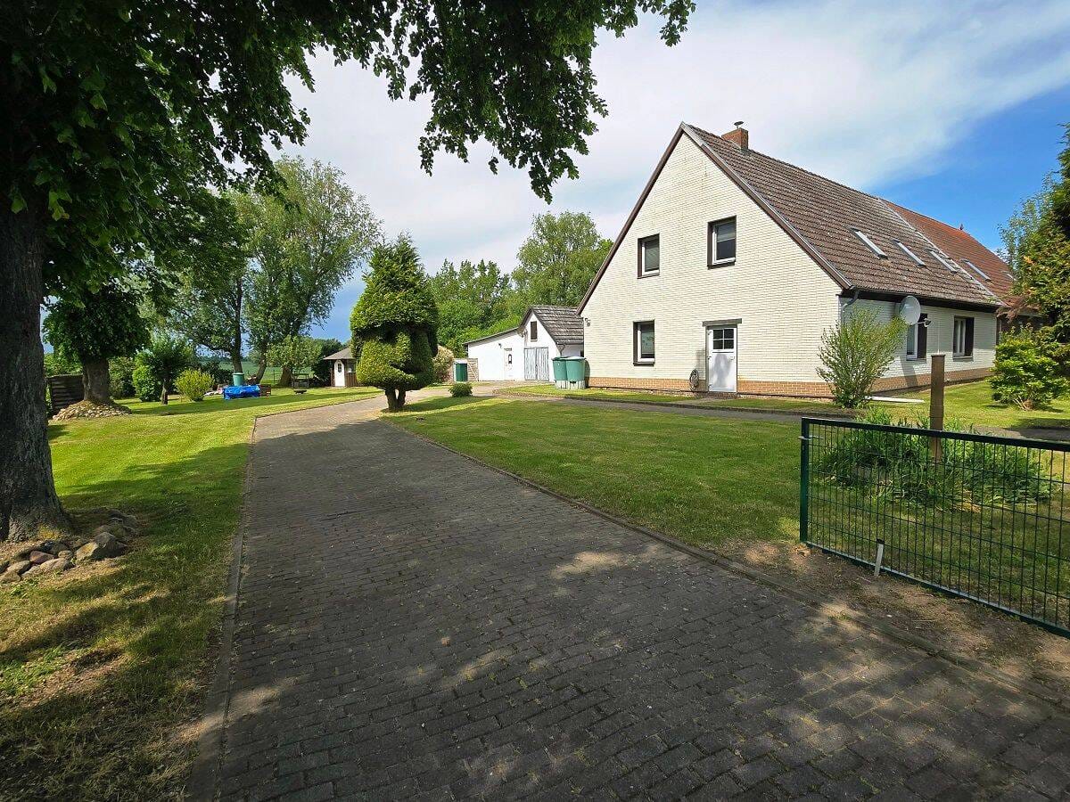 Immobilie in Gustow - Doppelhaushälfte mit Einliegerwohnung (Ferienwohnung) auf Rügen - Bild 0