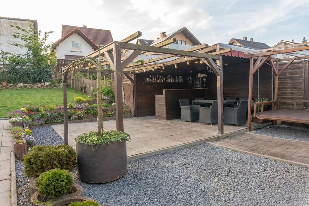 Immobilie in Meckesheim - Familienidylle in ruhiger Lage: Einfamilienhaus mit Einliegerwohnung - Bild 3