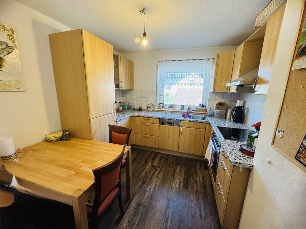 Immobilie in Neuburg am Rhein - Wohnkomfort zum Wohlfühlen - gepflegte 3-Zimmer-Wohnung mit kompletter Einrichtung - Bild 1