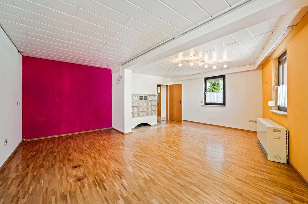 Immobilie in Lichtenau - Einzigartiges Wohnhaus mit Dachterrasse, Einliegerbereich und besonderem Raumgefühl - Bild 3
