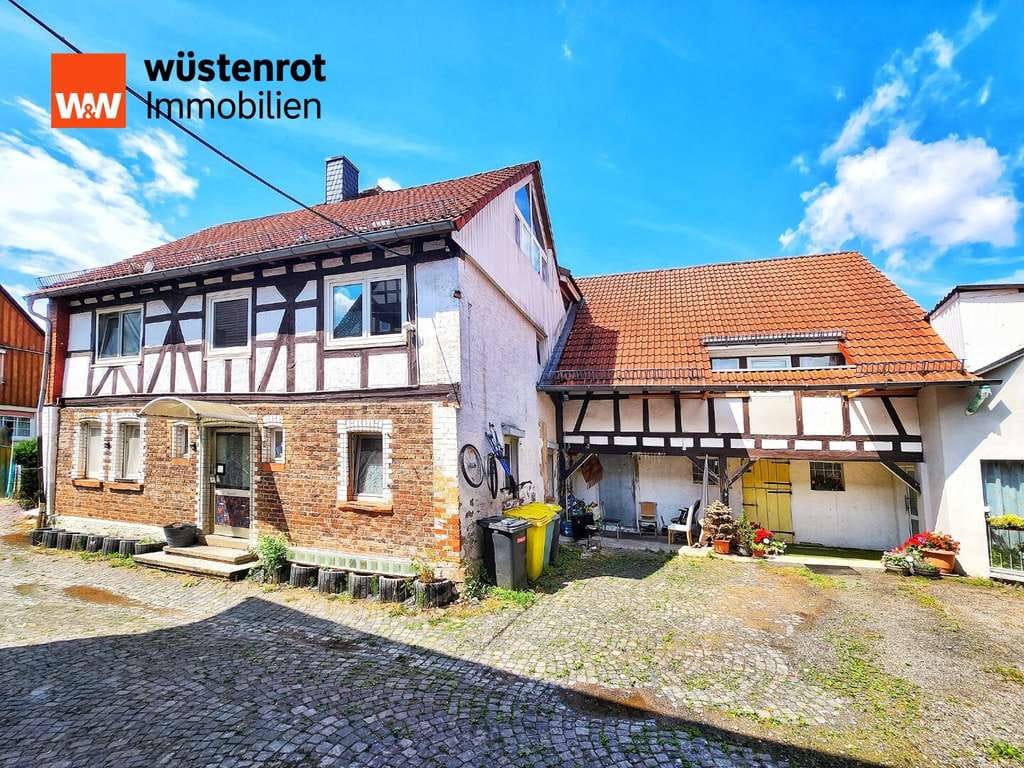 Immobilie in Gründau - Mehrfamilienhaus in Gründau – vollvermietet, ca. 48.000 € Jahresmiete, neue Heizung geplant! - Bild 0