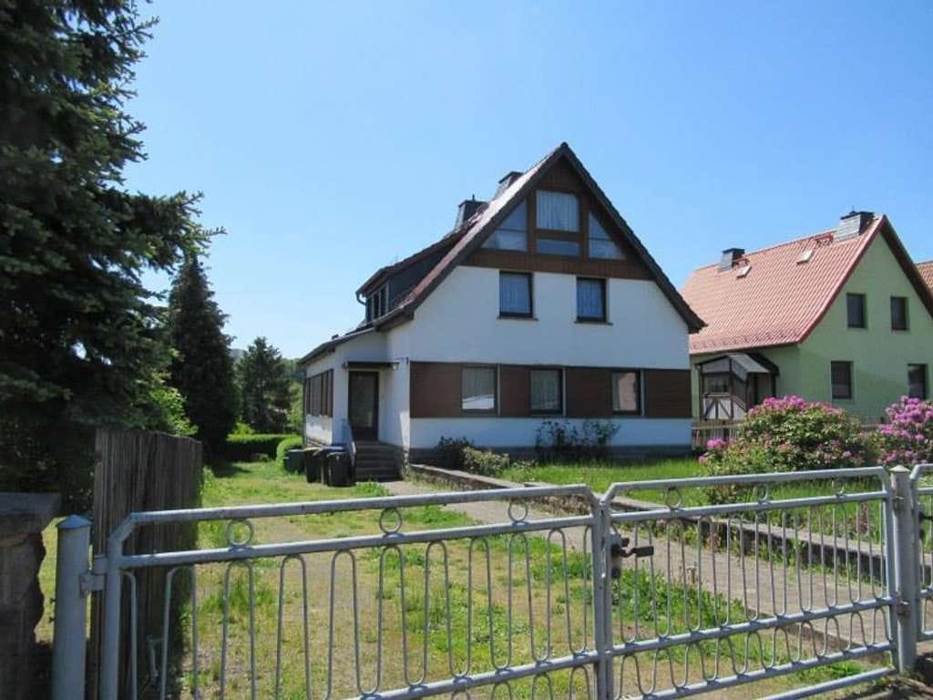 Immobilie in Friedrichroda - Idyllisches Massivhaus mit weitläufigem Garten - Bild 0