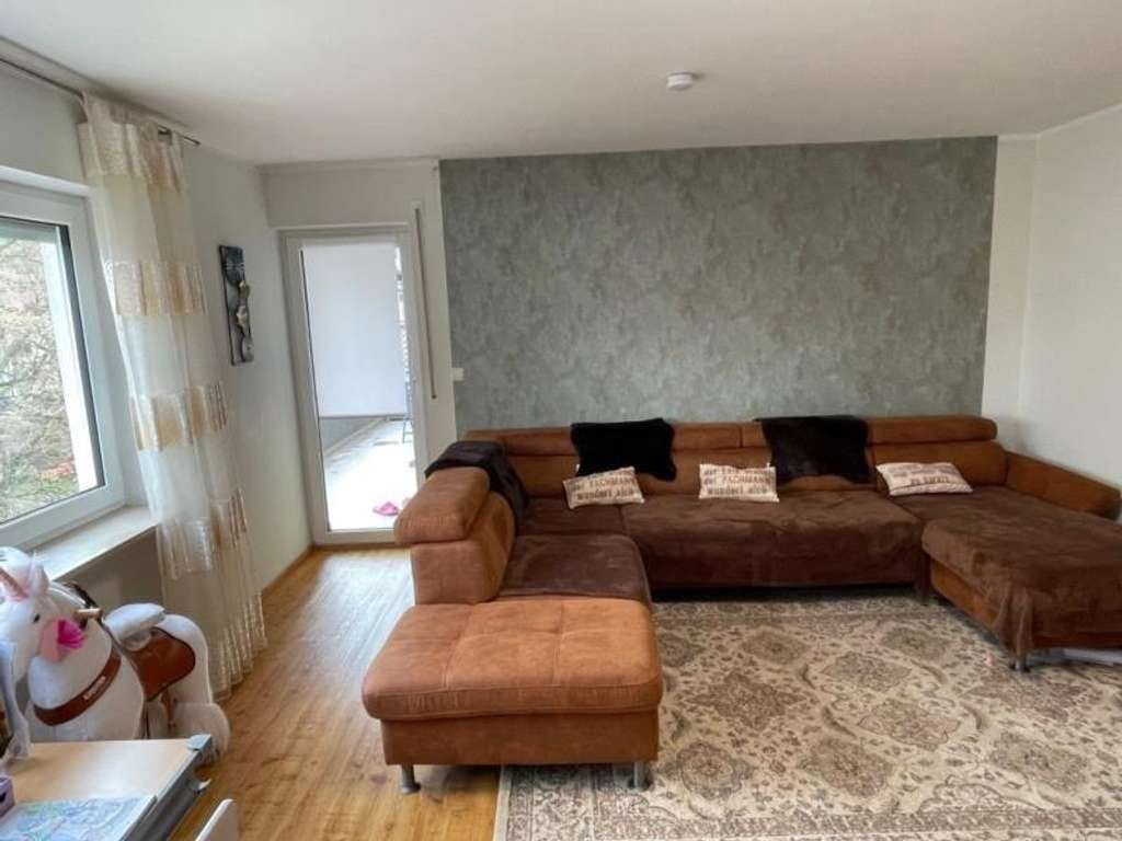 Immobilie in Kuchen - Platz für die Familie! Attraktive 4,5 Zimmer-Wohnung für exklusive Ansprüche! - Bild 2
