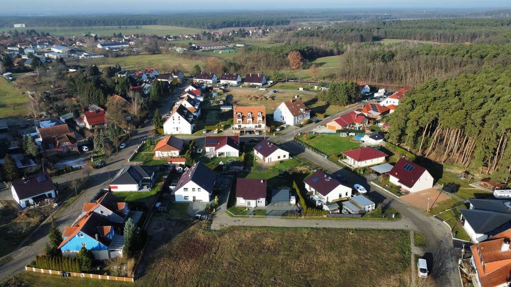 Immobilie in Reichenwalde - Exklusiv wohnen in Reichenwalde bei Bad Saarow – Massivhaus & Grundstück, provisionsfrei - Bild 1