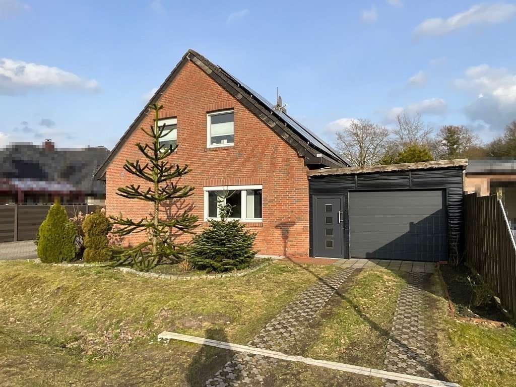Immobilie in Surwold - Exklusives Einfamilienhaus mit großzügigem Raumkonzept  - Bild 2