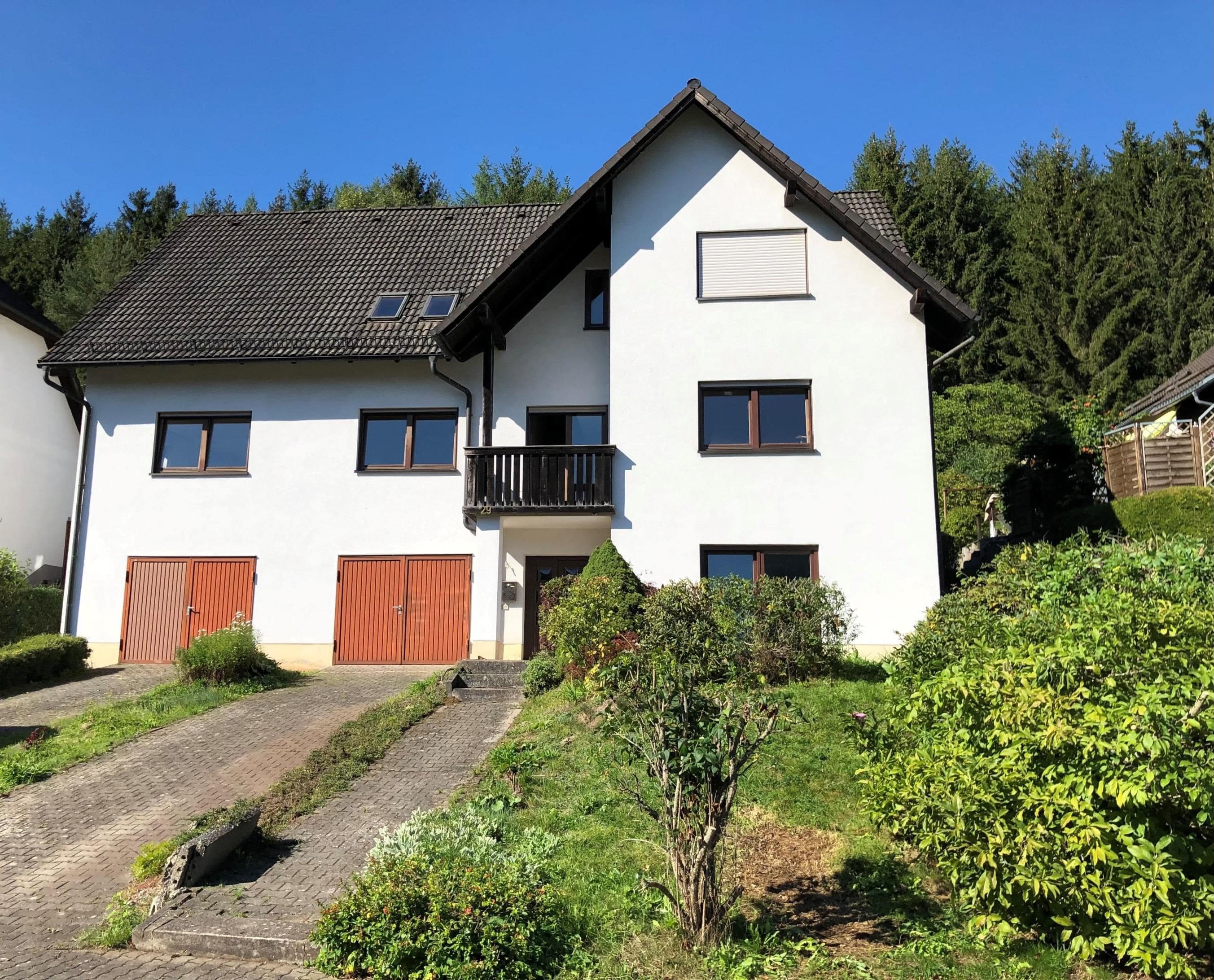 Immobilie in Schwarzatal - Großes Wohnhaus direkt am Waldrand! - Bild 0