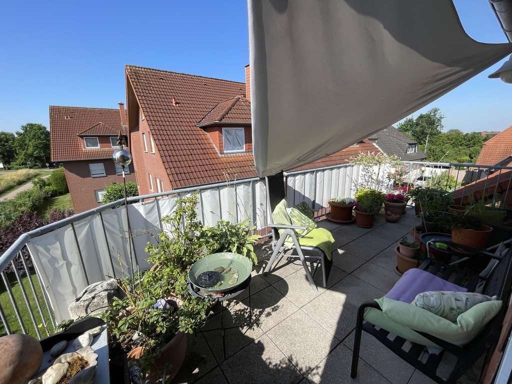 Immobilie in Bad Nenndorf - Schöne 3 Zimmer Dachgeschosswohnung in TOP Lage - Bild 1