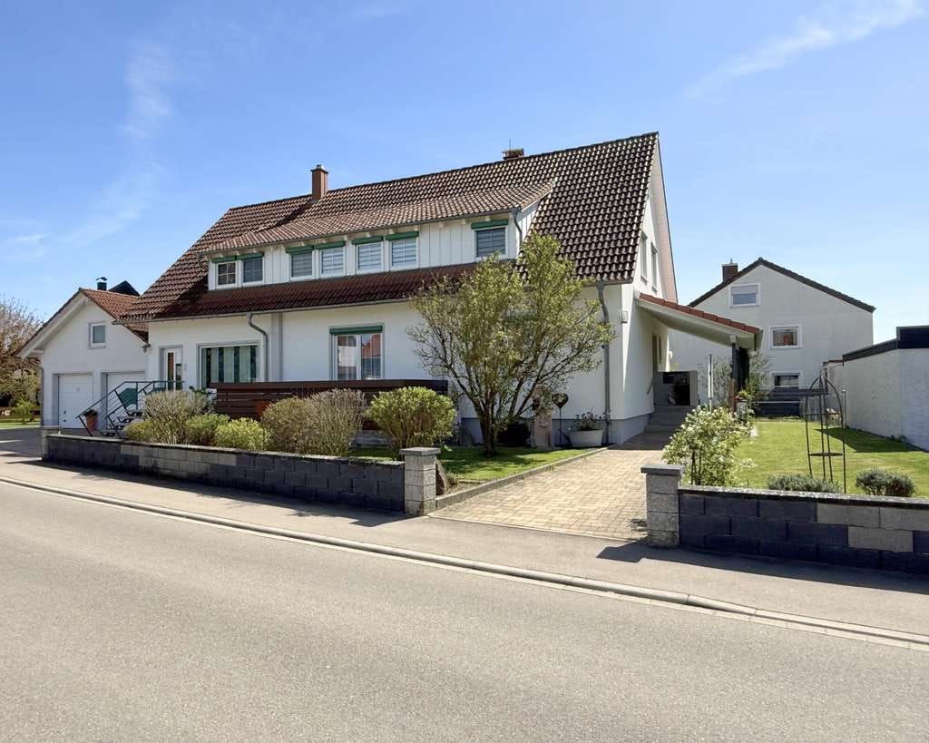 Immobilie in Neuler - +++Provisionsfrei: ZFH + Gewerbe | 904 m² | XXL-Garage | Top gepflegt | Riesiges Potenzial+++ - Bild 4